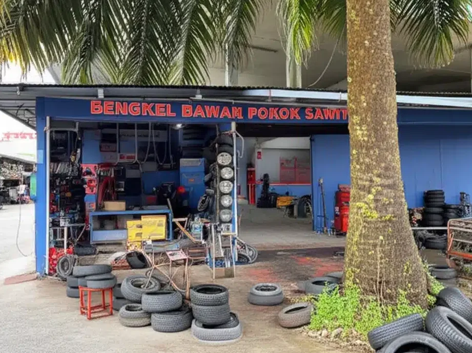bengkel bawah pokok sawit