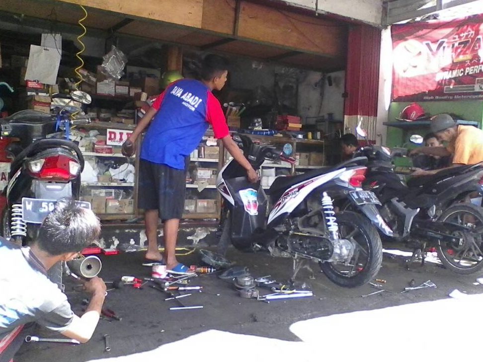 bengkel motor 1
