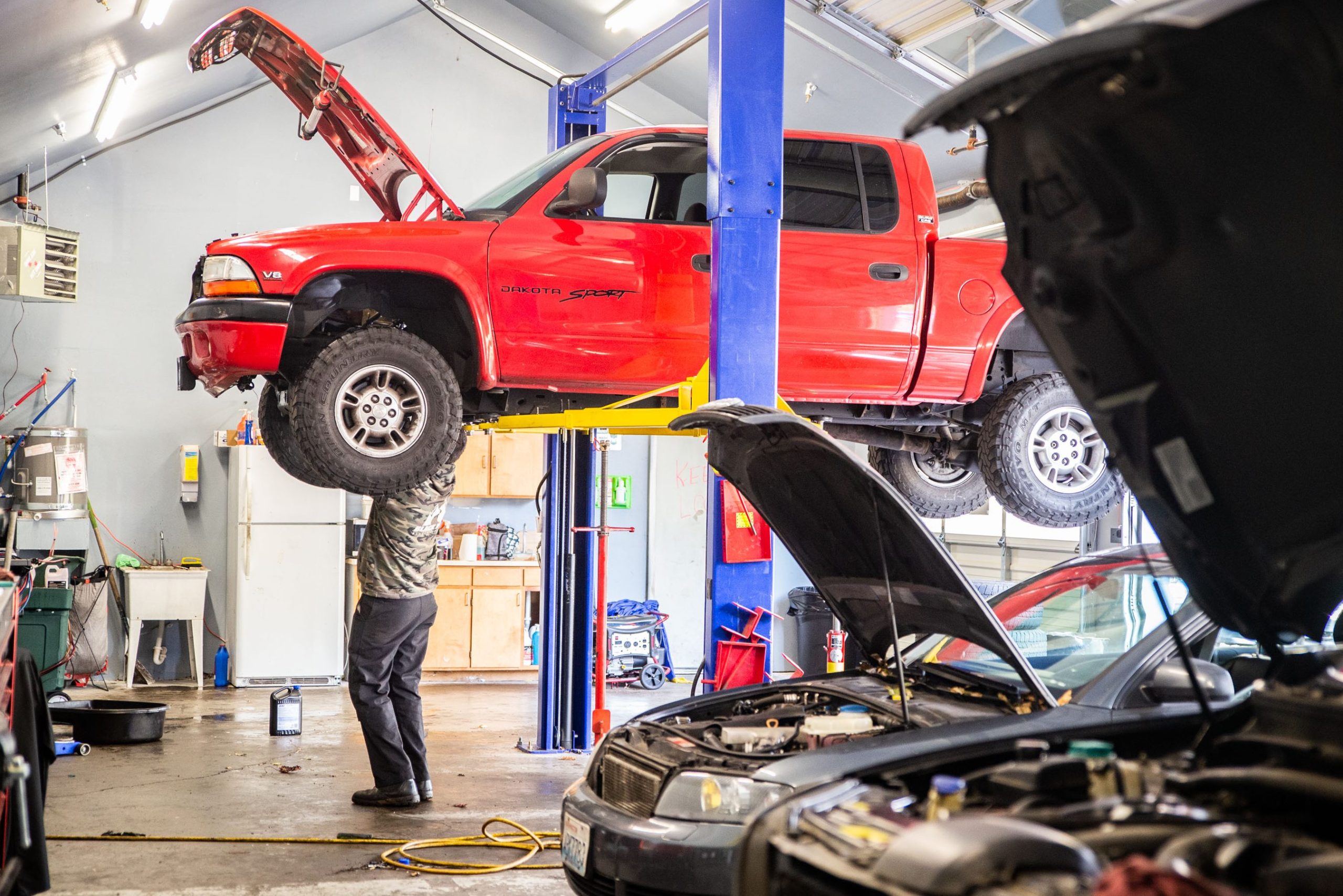 car auto workshop scaled