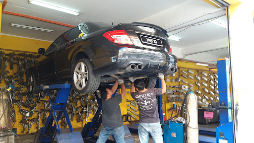 Albert Exhaust Specialist