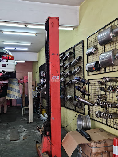 Toyo Exhaust And Auto Service