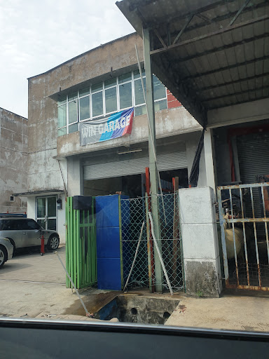 BMW WORKSHOP WIN GARAGE