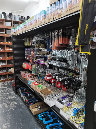 CHENG FENG HARDWARE ENTERPRISE 城鋒五金企業