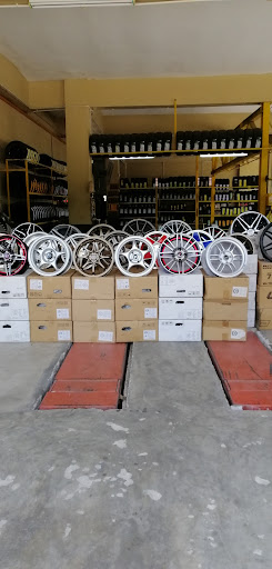 Lian Seng Auto Tyre & Battery Services