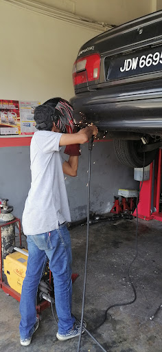 KRS Auto Work (Pusat Servis & Bengkel Membaiki Kenderaan)