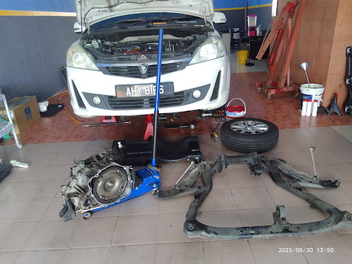 MRM AUTO CENTRE
