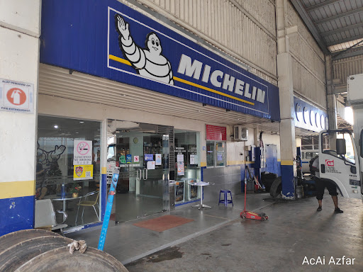 TotalEnergies Quartz Auto Services - Tayarmart (M) Sdn Bhd TotalEnergies Quartz Auto Services - Tayarmart (M) Sdn Bhd