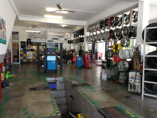 Castrol Auto Service Workshop - Spec Racing Motor Sport (Tasik Mutiara)