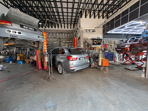 H-TEC Garage