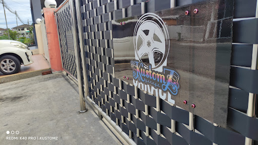 Kustomz Garage