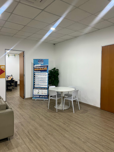 Pusat Servis Pantai Bharu