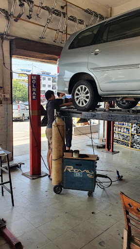 Kuang Tat Car Exhaust Pipe Service Centre