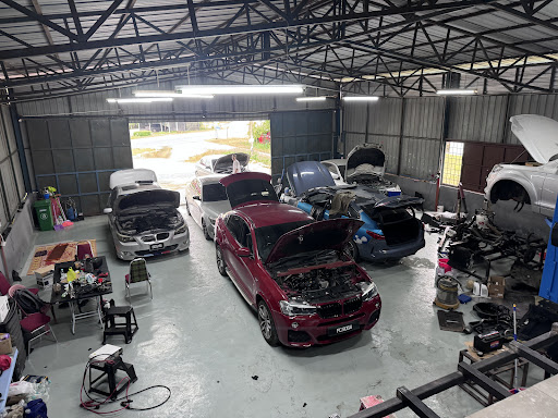 AutoStadt (BMW,Mercedes,Audi,Porche Service center)