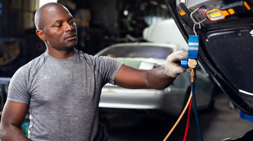 man car aircond servis