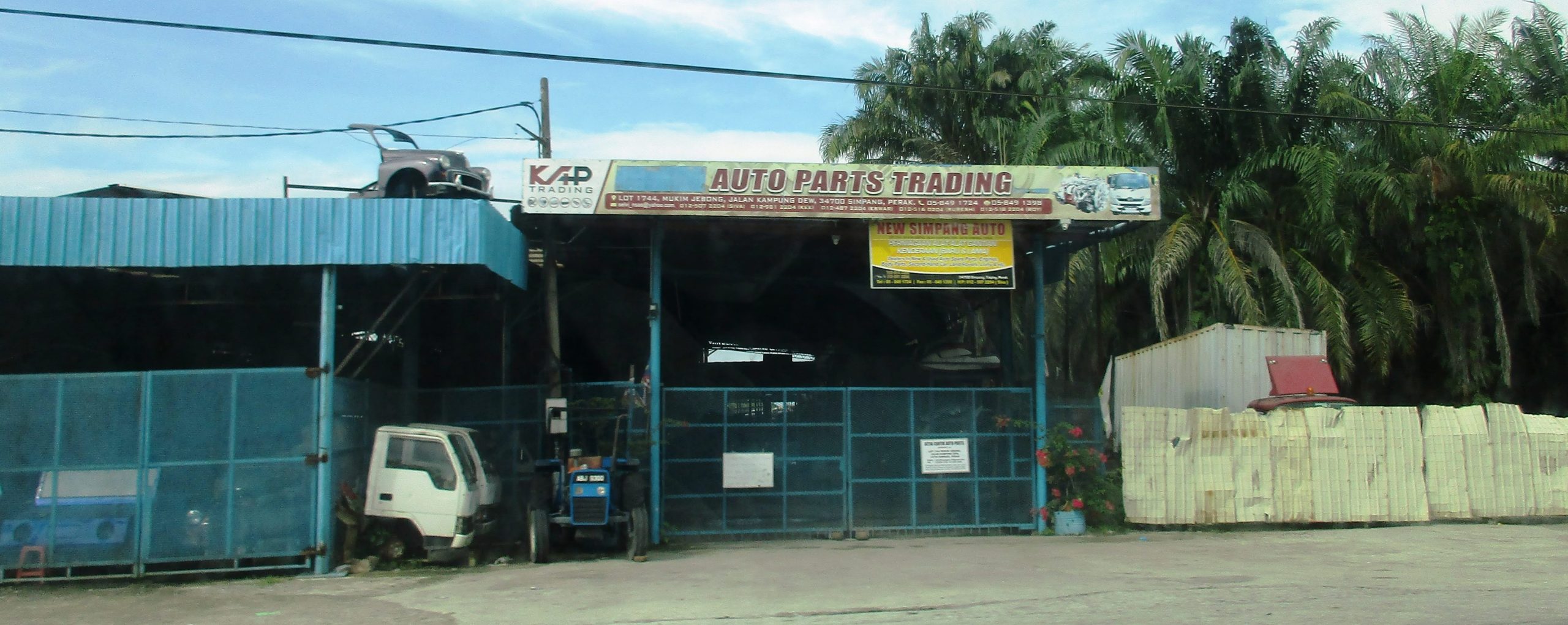 simpang auto parts scaled