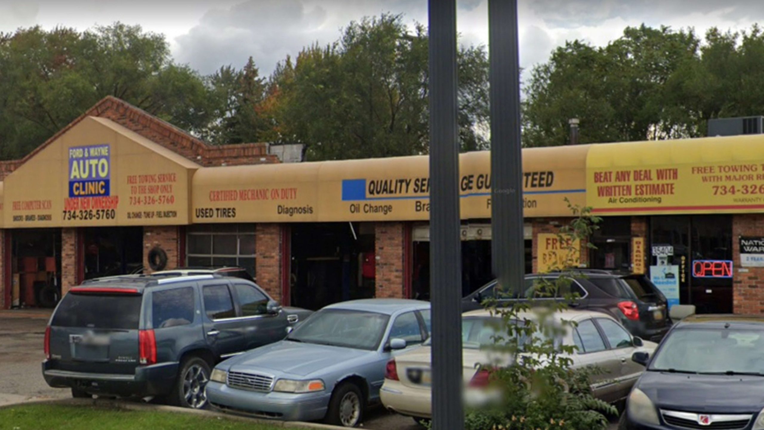 wayne auto service centre scaled